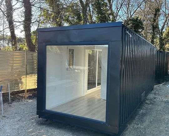 Contenedor habitable de 20 m² – Diseño moderno con kitchenette